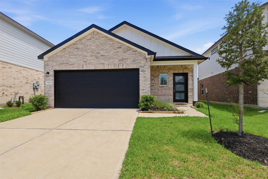Property photo for 8426 Sweet Cherry Lane, Magnolia, TX