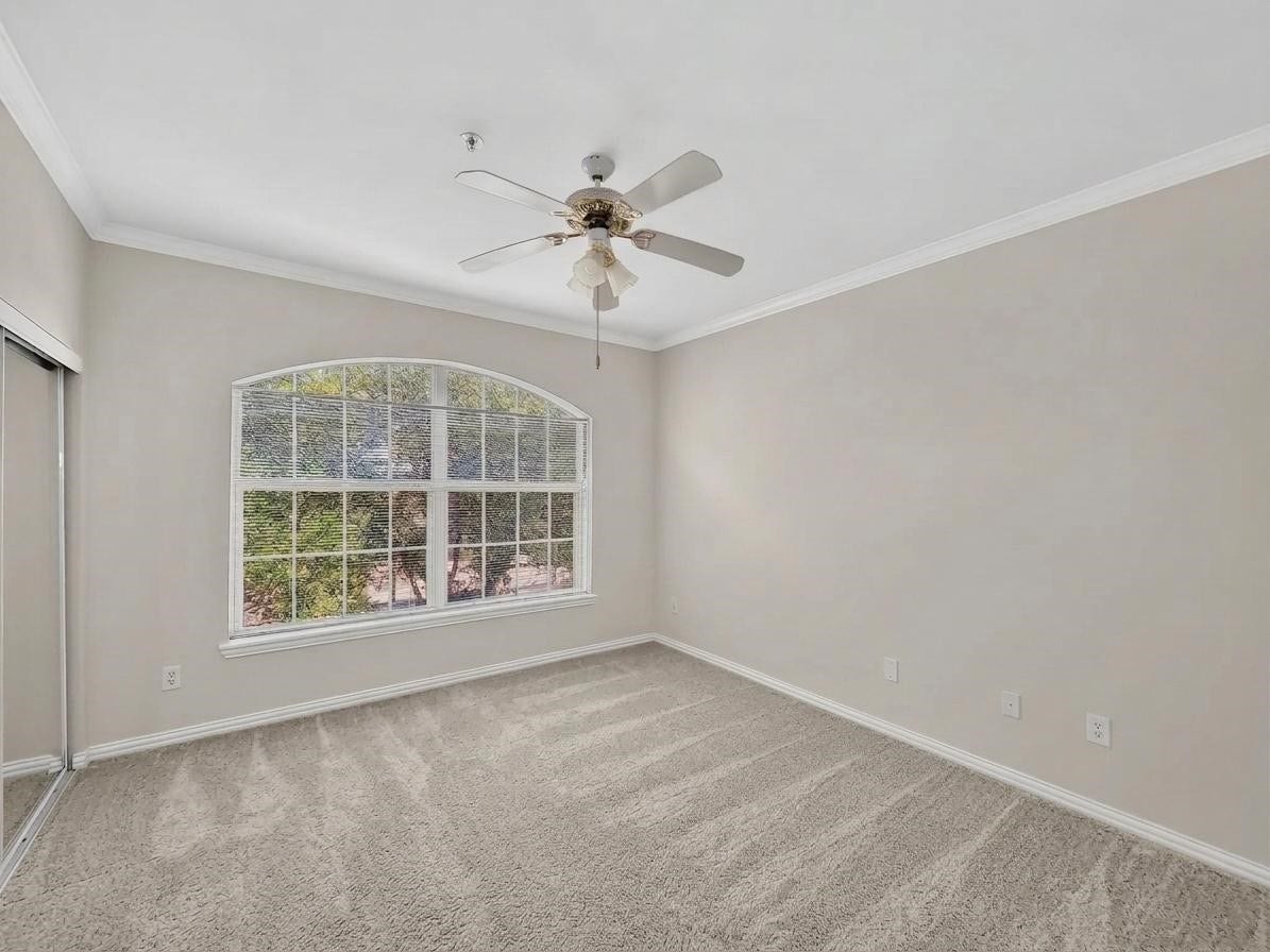 2111 Welch, #B214, Houston, TX 77019 2111 Welch, #B214, Houston, TX 77019
