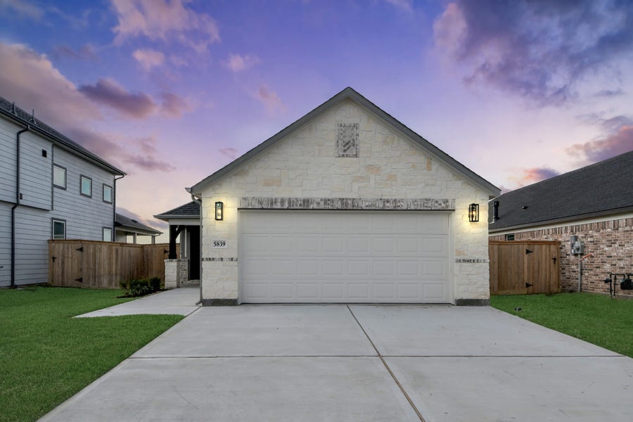 Property photo for 5839 Madison Trail Drive, Richmond, TX