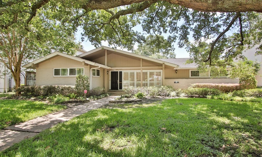 Property photo for 3603 Tartan Lane, Houston, TX