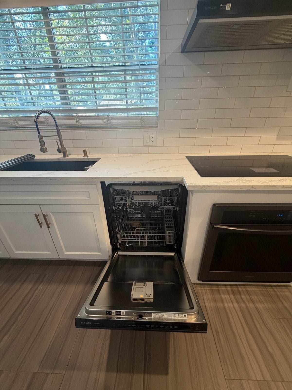 6606 Stoney River, Spring, TX 77379 6606 Stoney River, Spring, TX 77379