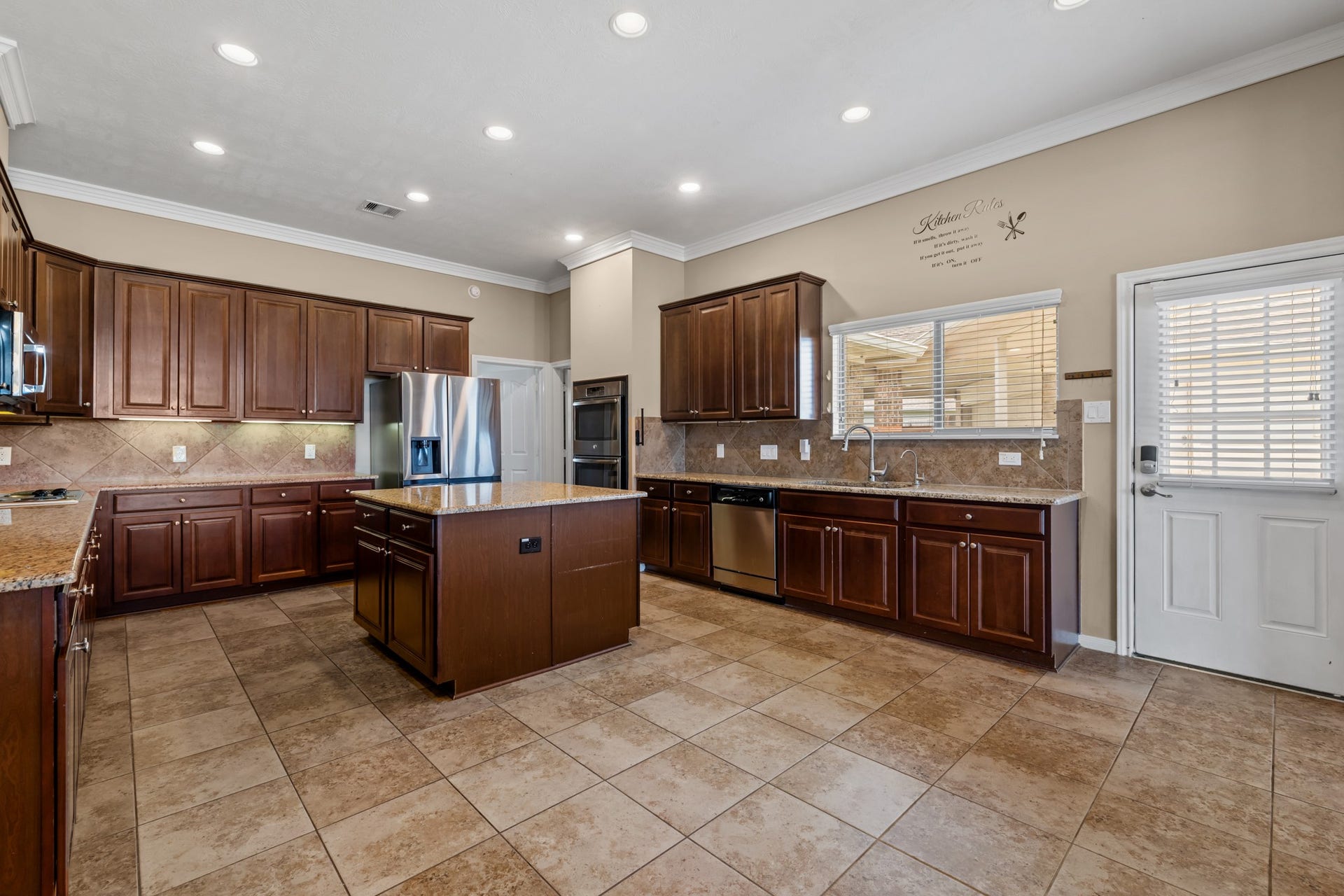 28027 Trade Wind Court, Rosharon, TX 77583 28027 Trade Wind Court, Rosharon, TX 77583