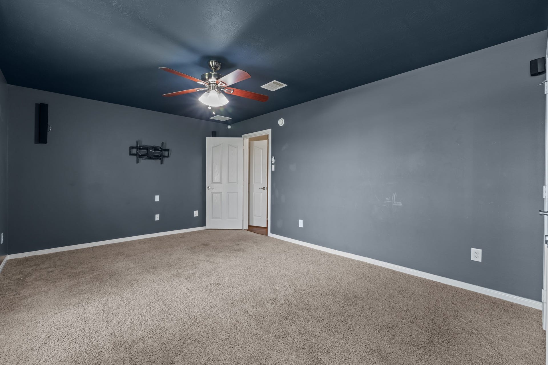 28027 Trade Wind Court, Rosharon, TX 77583 28027 Trade Wind Court, Rosharon, TX 77583