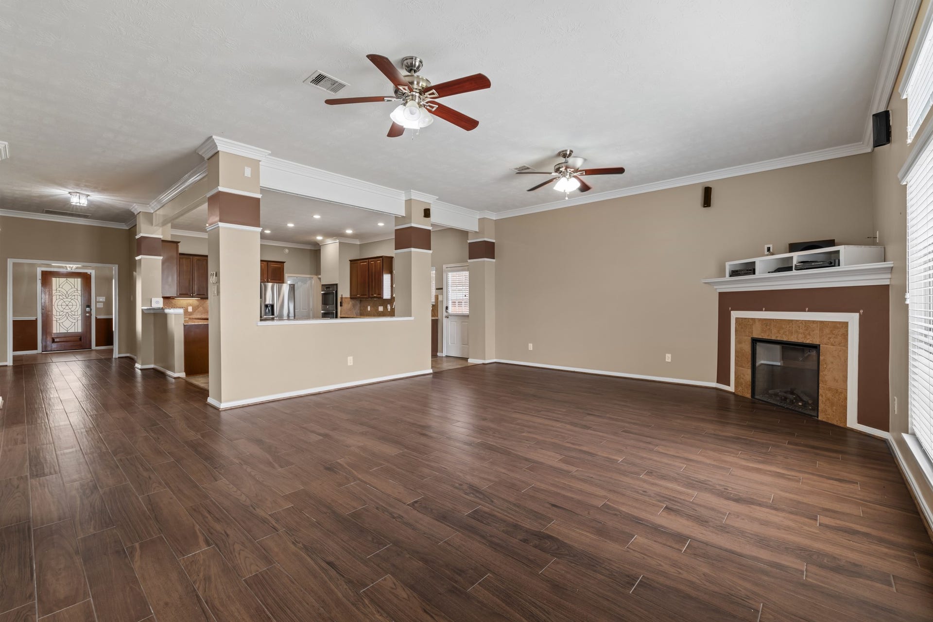 28027 Trade Wind Court, Rosharon, TX 77583 28027 Trade Wind Court, Rosharon, TX 77583