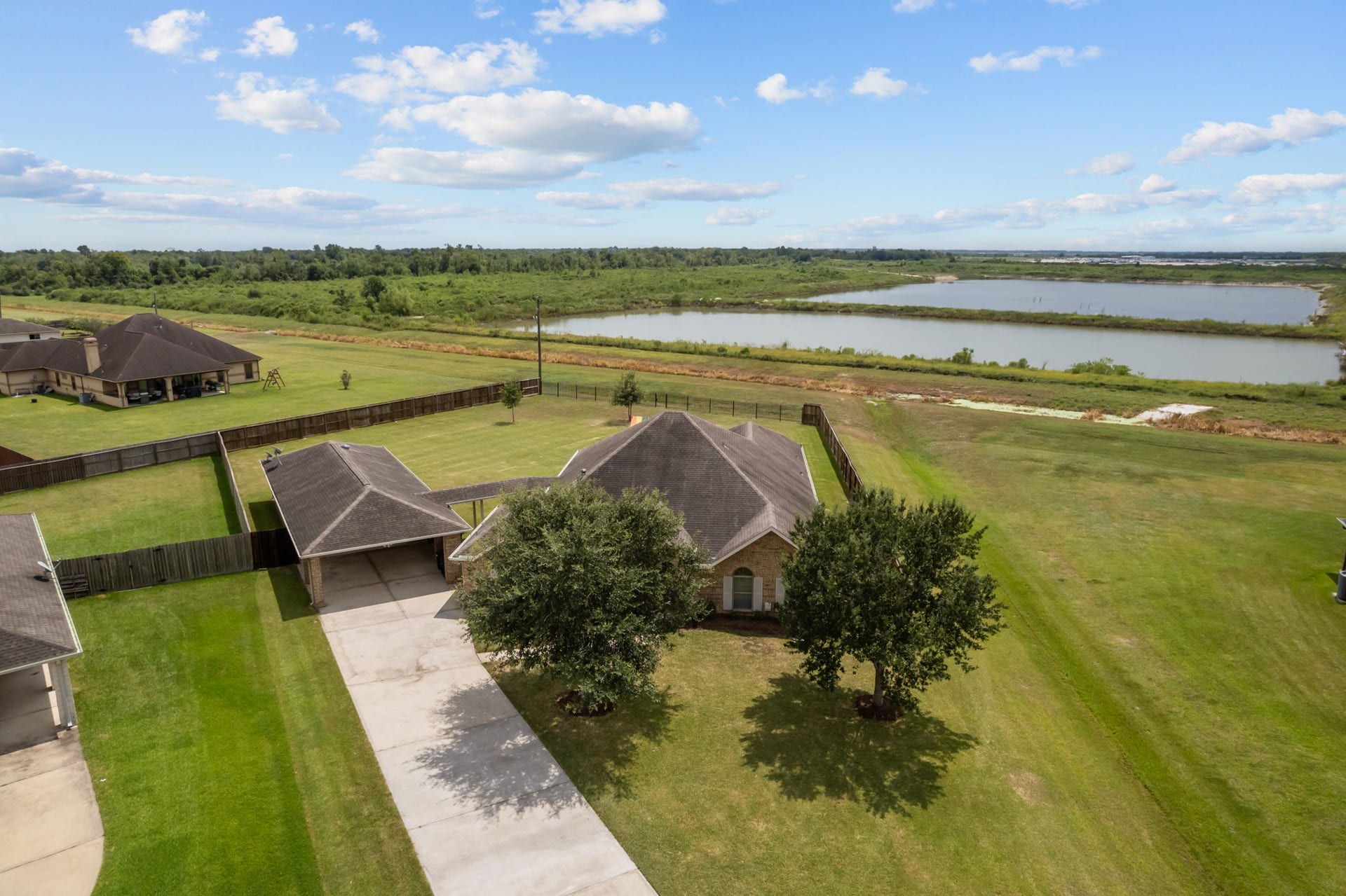 28027 Trade Wind Court, Rosharon, TX 77583 28027 Trade Wind Court, Rosharon, TX 77583