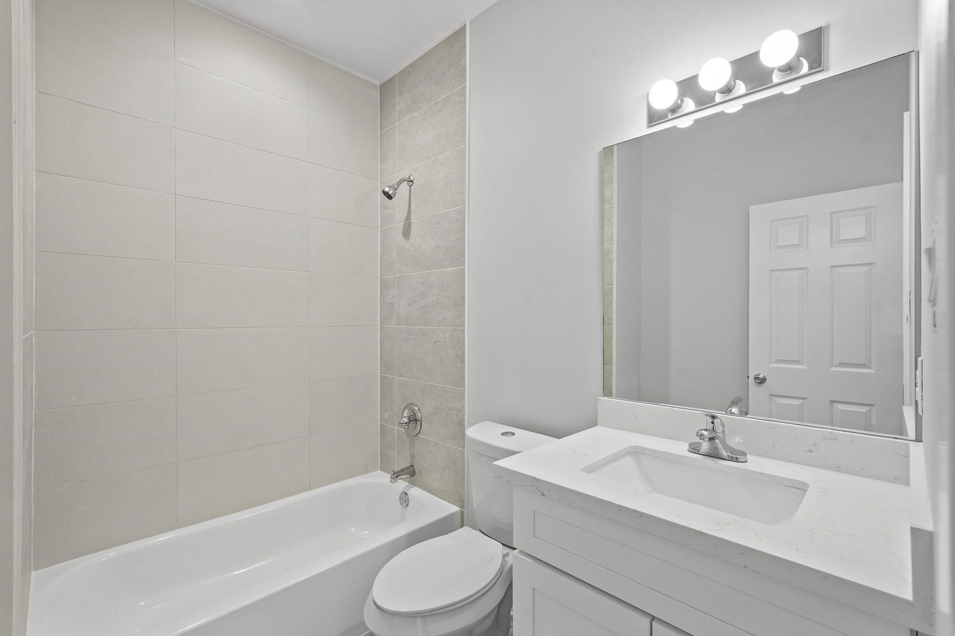 764 Dillard Street, #B, Houston, TX 77091