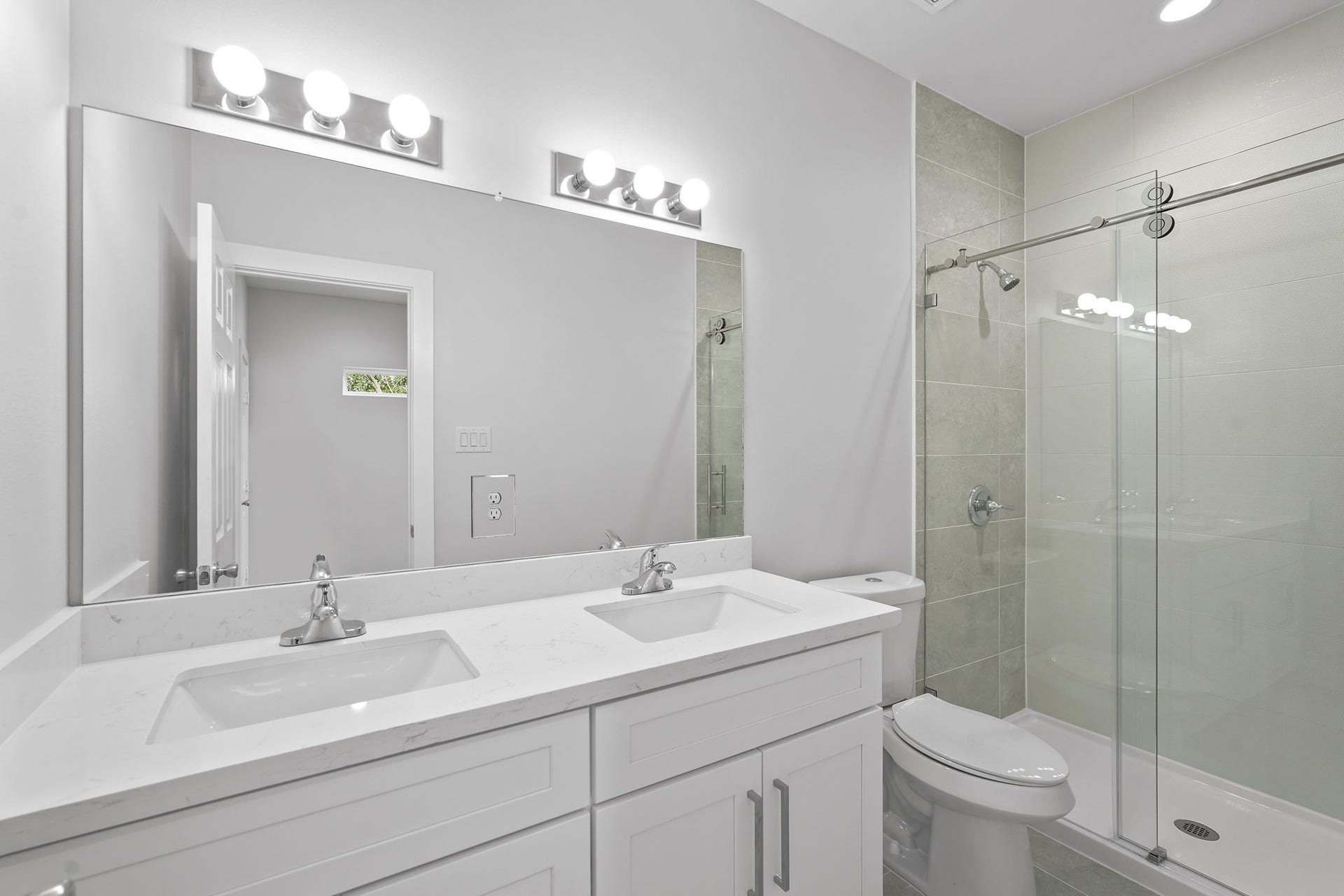 764 Dillard Street, #B, Houston, TX 77091