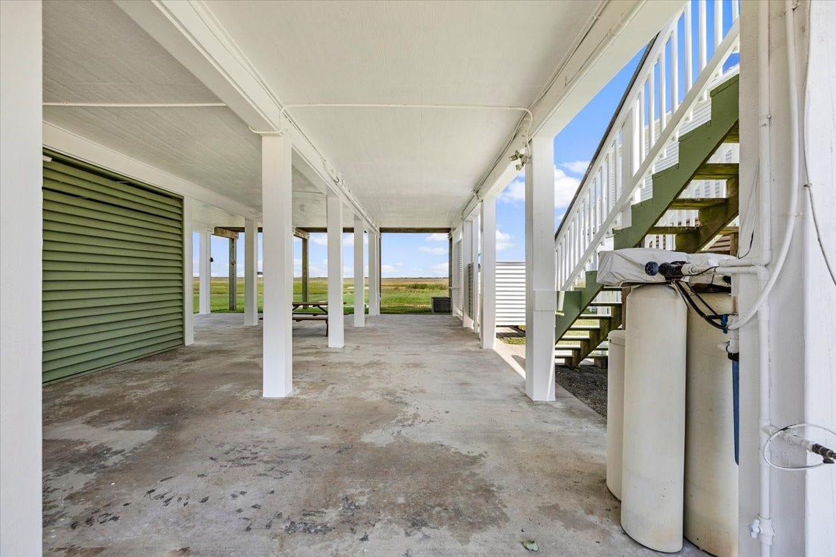 2927 Blue Water Highway, Surfside Beach, TX 77541 2927 Blue Water Highway, Surfside Beach, TX 77541