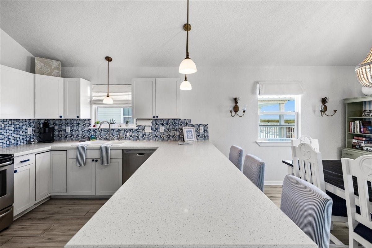 2927 Blue Water Highway, Surfside Beach, TX 77541 2927 Blue Water Highway, Surfside Beach, TX 77541