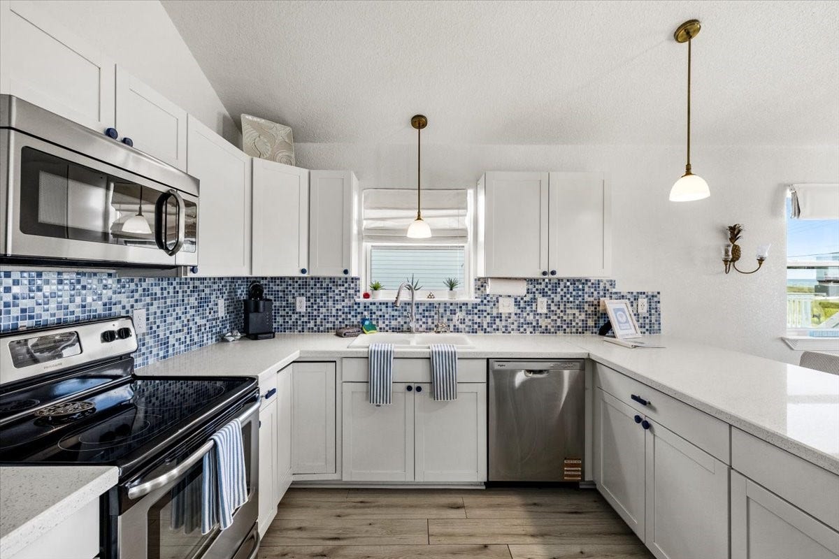 2927 Blue Water Highway, Surfside Beach, TX 77541 2927 Blue Water Highway, Surfside Beach, TX 77541