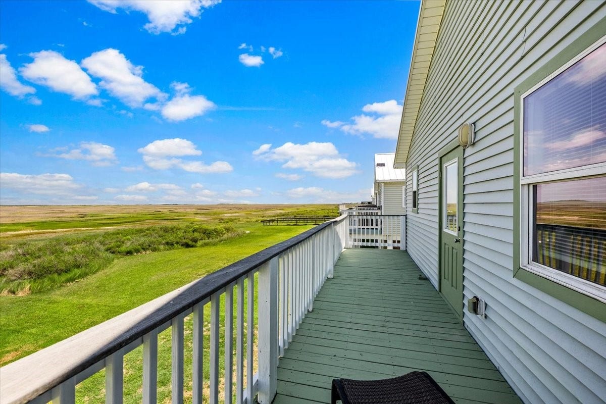 2927 Blue Water Highway, Surfside Beach, TX 77541 2927 Blue Water Highway, Surfside Beach, TX 77541