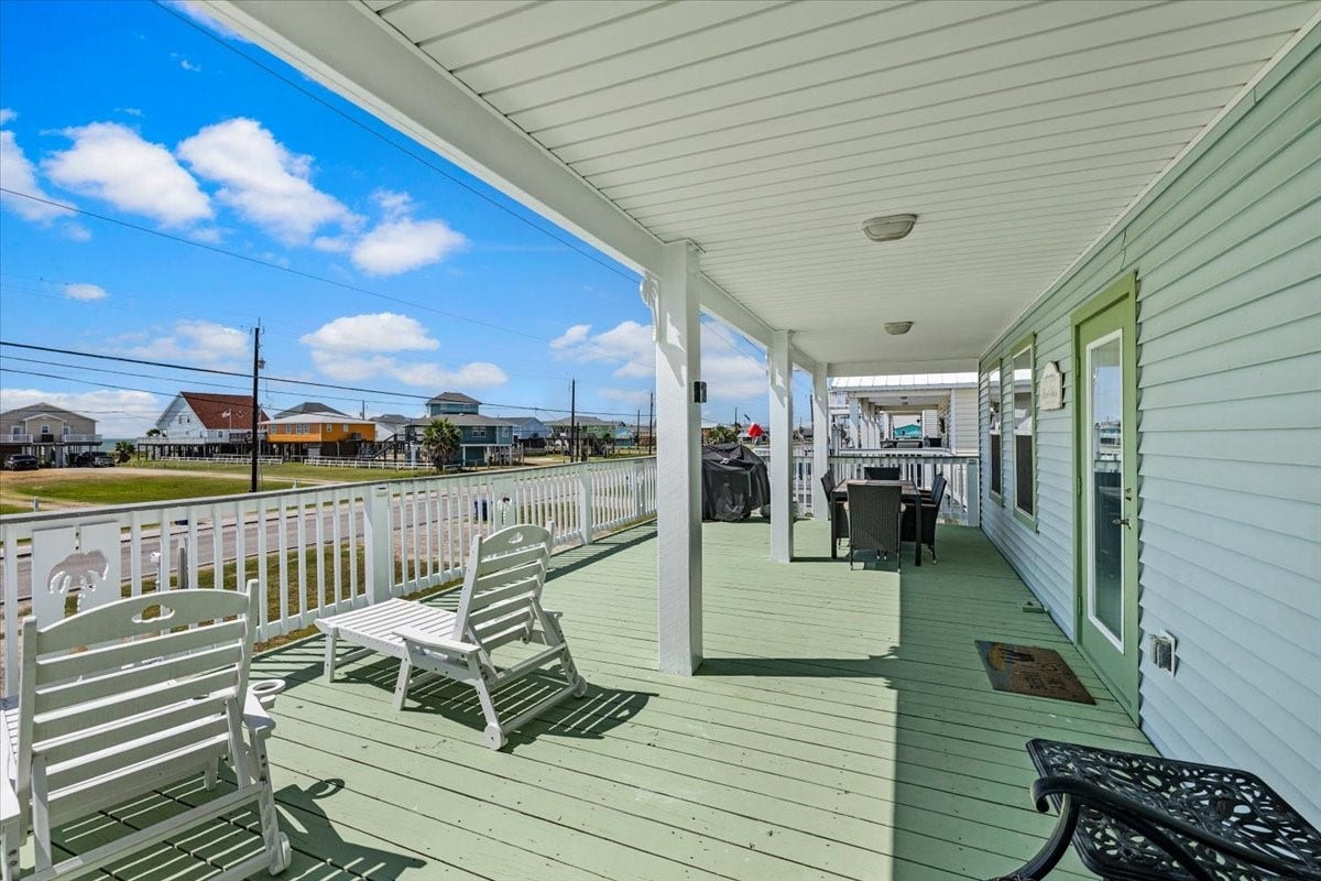 2927 Blue Water Highway, Surfside Beach, TX 77541 2927 Blue Water Highway, Surfside Beach, TX 77541