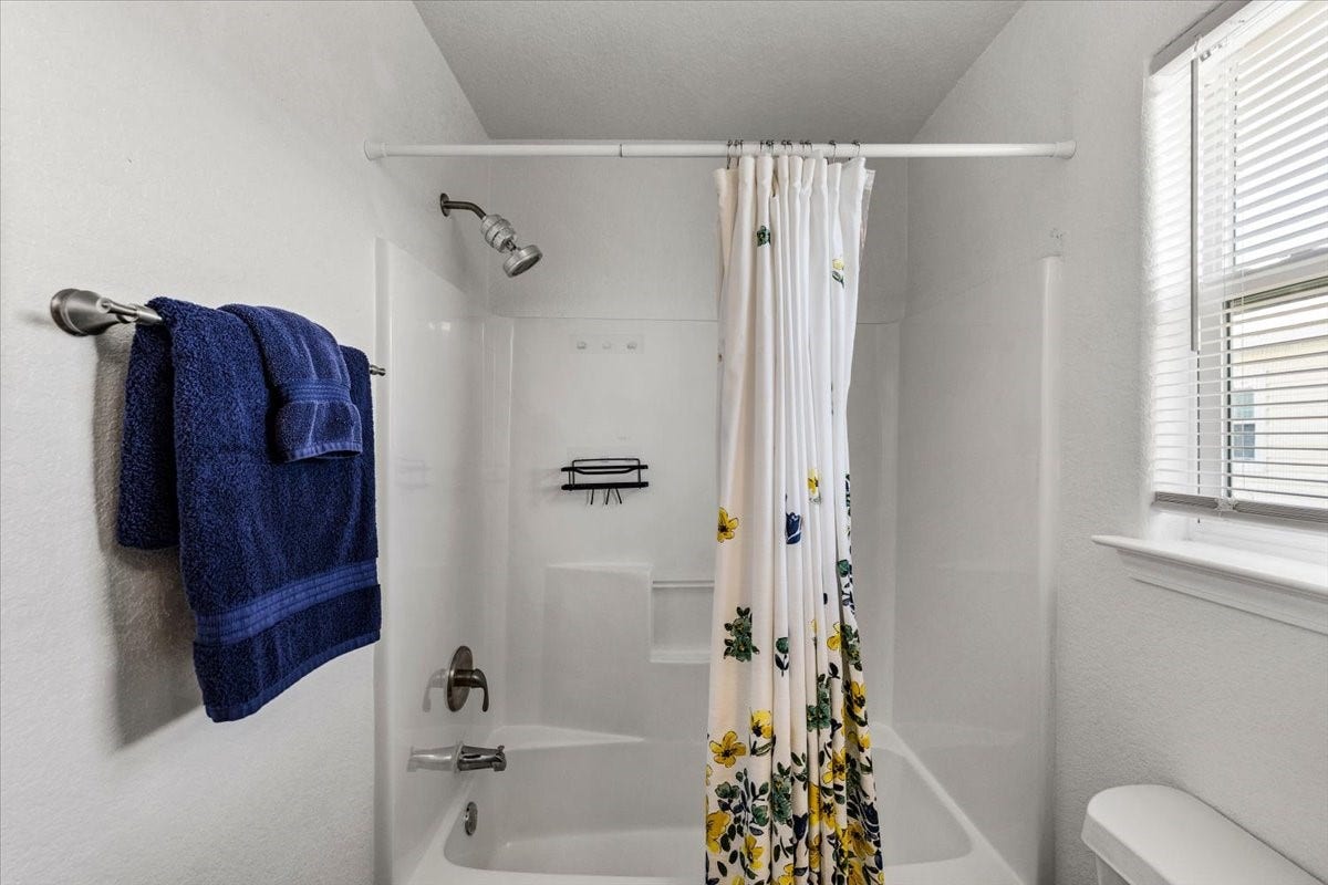 2927 Blue Water Highway, Surfside Beach, TX 77541 2927 Blue Water Highway, Surfside Beach, TX 77541
