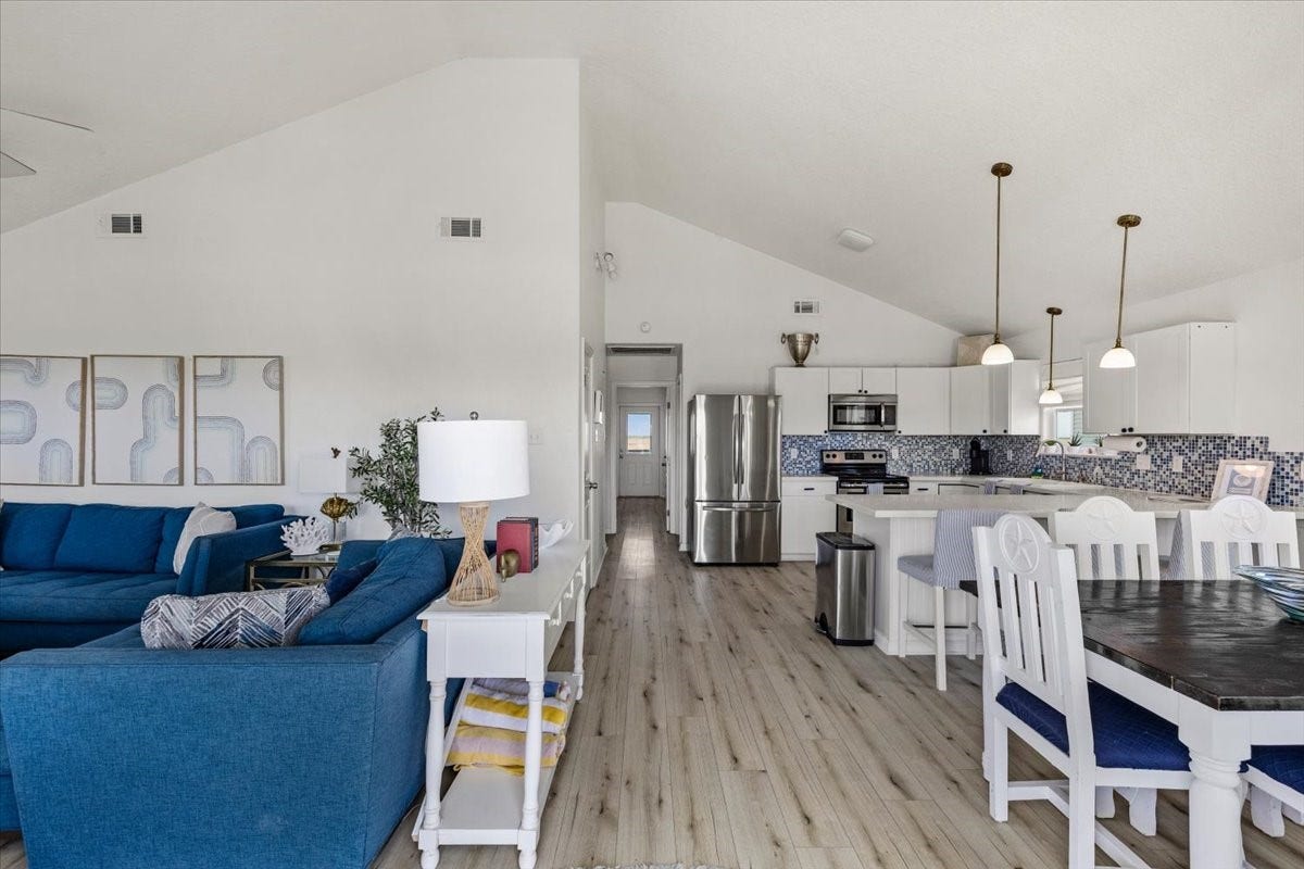 2927 Blue Water Highway, Surfside Beach, TX 77541 2927 Blue Water Highway, Surfside Beach, TX 77541