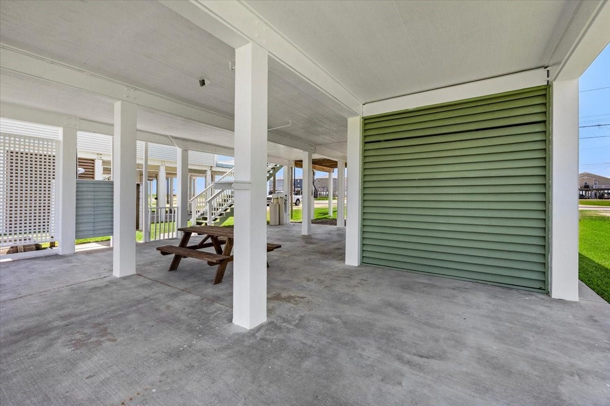 2927 Blue Water Highway, Surfside Beach, TX 77541 2927 Blue Water Highway, Surfside Beach, TX 77541