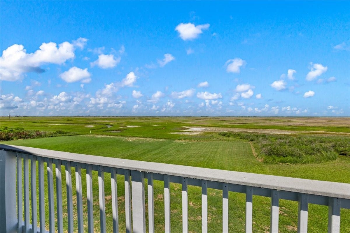 2927 Blue Water Highway, Surfside Beach, TX 77541 2927 Blue Water Highway, Surfside Beach, TX 77541
