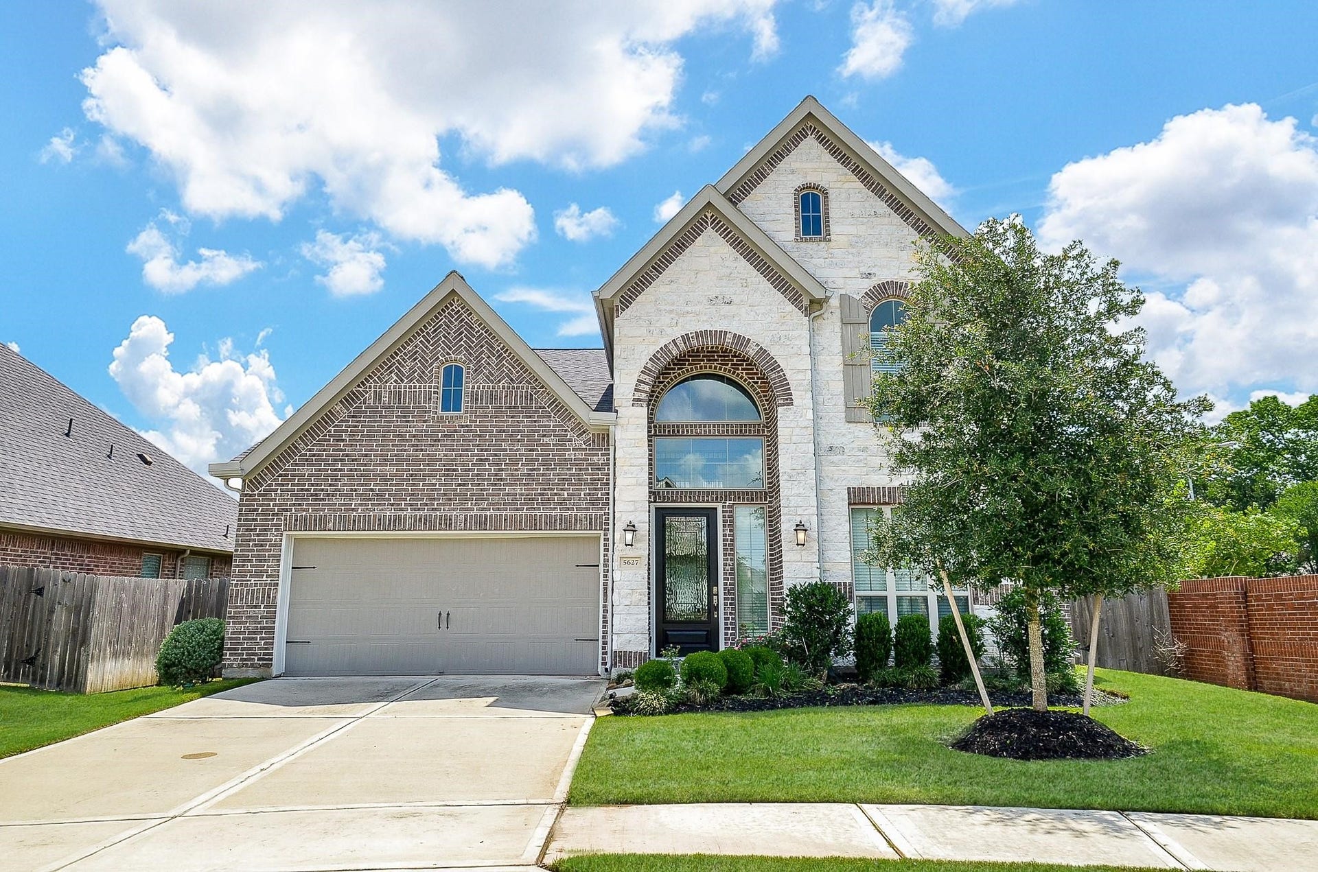 5627 Bending Crest Court, Sugar Land, TX 77459 5627 Bending Crest Court, Sugar Land, TX 77459
