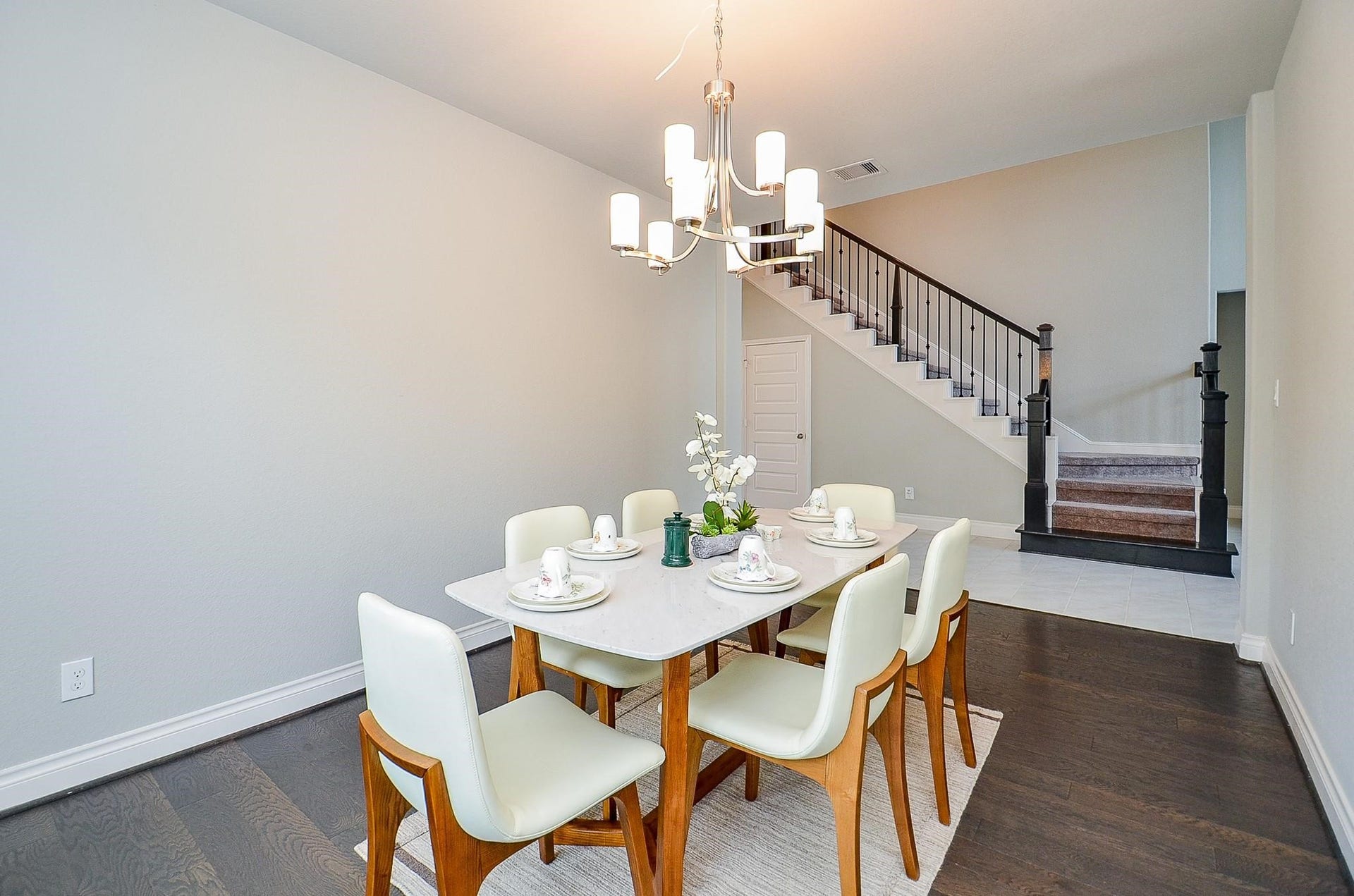 5627 Bending Crest Court, Sugar Land, TX 77459 5627 Bending Crest Court, Sugar Land, TX 77459