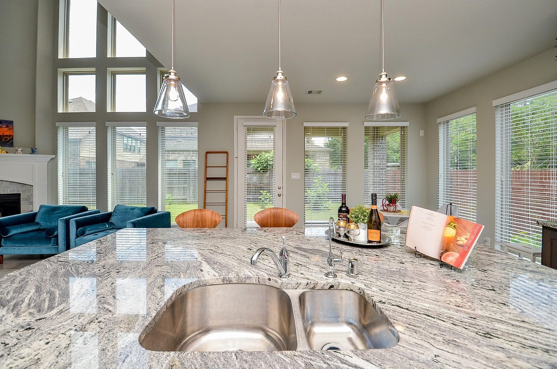 5627 Bending Crest Court, Sugar Land, TX 77459 5627 Bending Crest Court, Sugar Land, TX 77459