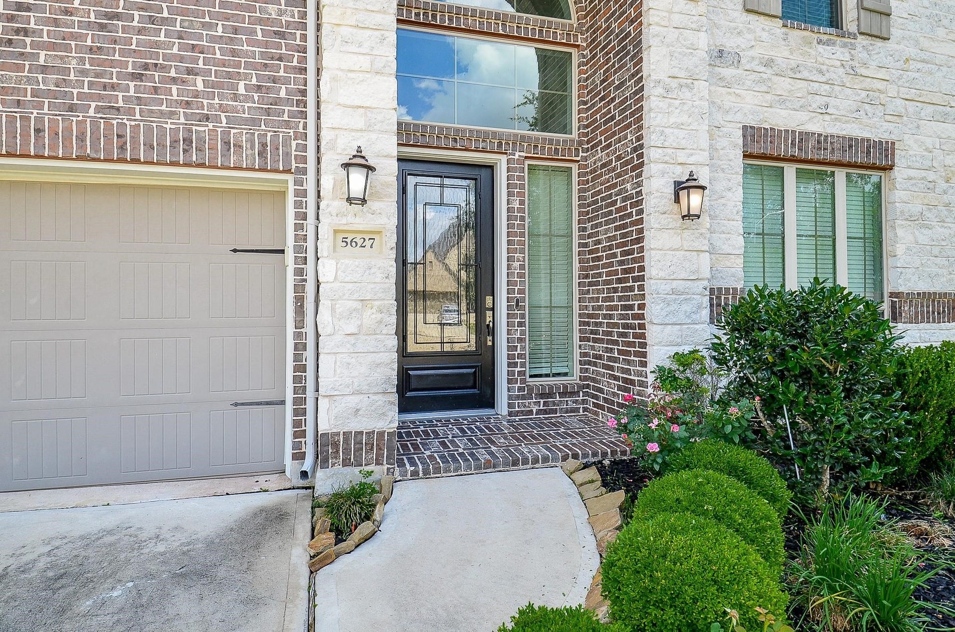 5627 Bending Crest Court, Sugar Land, TX 77459 5627 Bending Crest Court, Sugar Land, TX 77459