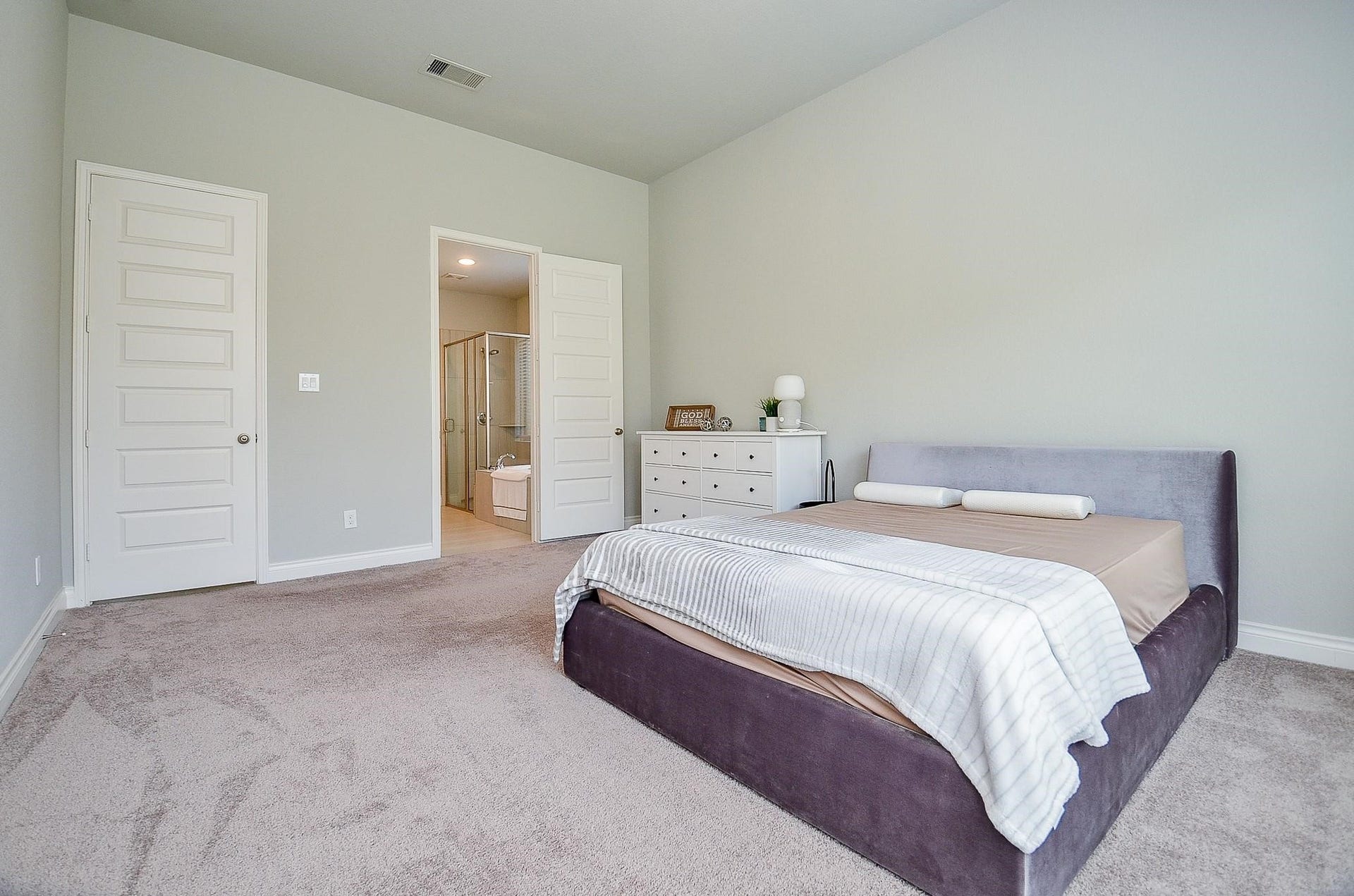 5627 Bending Crest Court, Sugar Land, TX 77459 5627 Bending Crest Court, Sugar Land, TX 77459