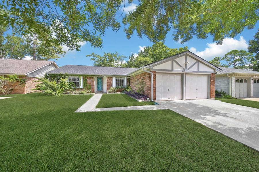 Property photo for 807 Richvale Lane, Houston, TX