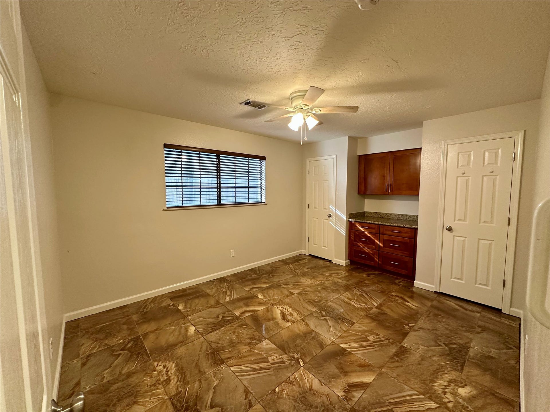 3010 Pine Street, Galveston, TX 77551 3010 Pine Street, Galveston, TX 77551