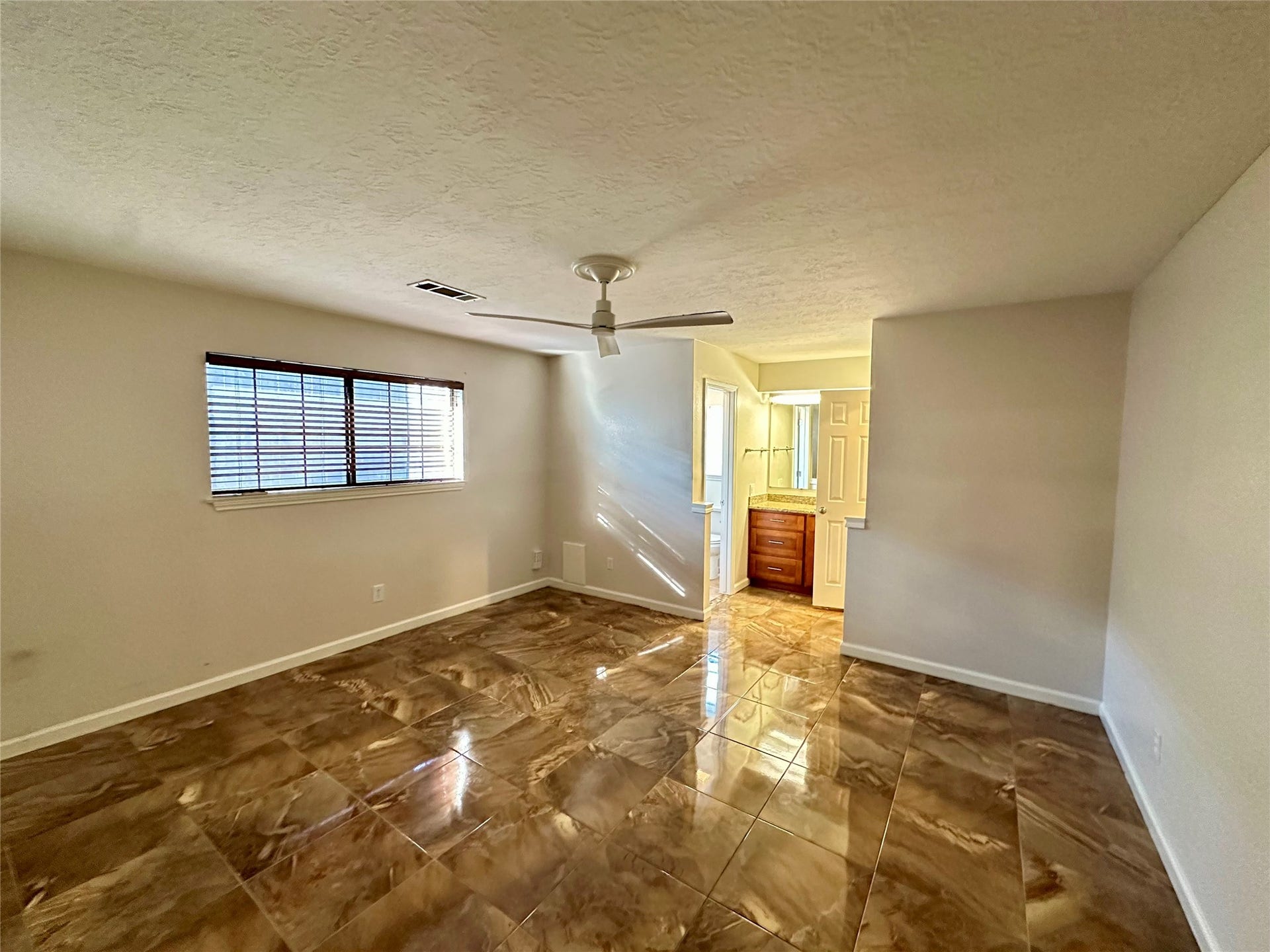 3010 Pine Street, Galveston, TX 77551 3010 Pine Street, Galveston, TX 77551
