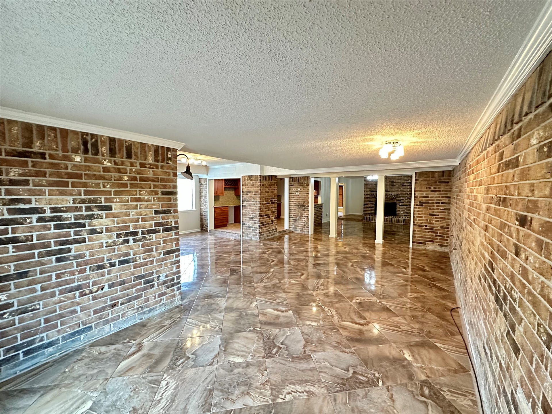 3010 Pine Street, Galveston, TX 77551 3010 Pine Street, Galveston, TX 77551