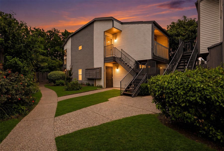 Property photo for 7200 Clarewood Drive, #1700, Houston, TX