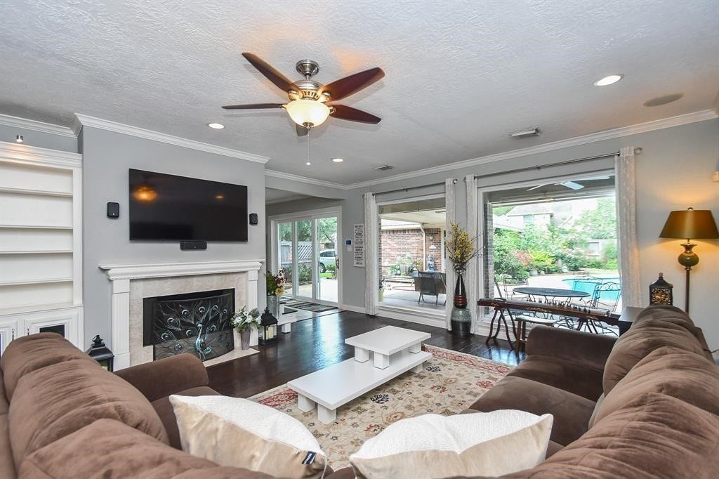 7103 Adobe Meadows Court, Sugar Land, TX 77479 7103 Adobe Meadows Court, Sugar Land, TX 77479