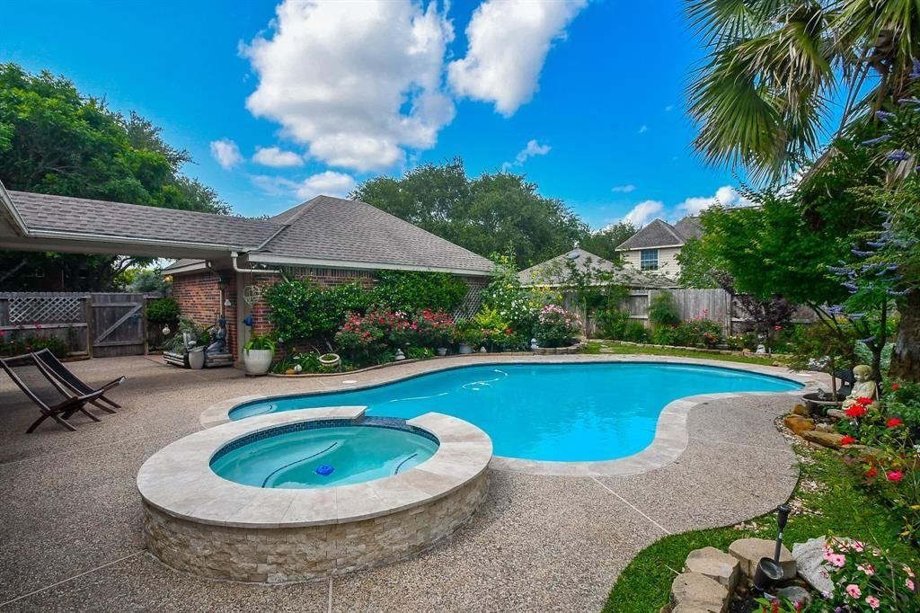 7103 Adobe Meadows Court, Sugar Land, TX 77479 7103 Adobe Meadows Court, Sugar Land, TX 77479