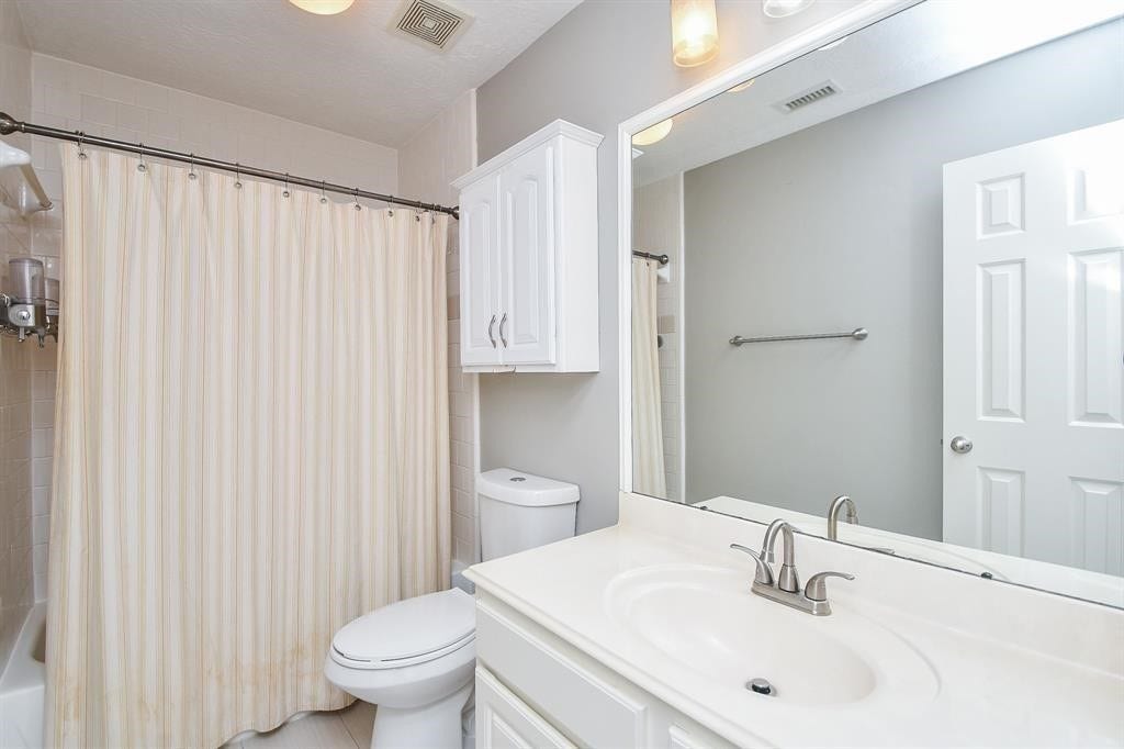 7103 Adobe Meadows Court, Sugar Land, TX 77479 7103 Adobe Meadows Court, Sugar Land, TX 77479