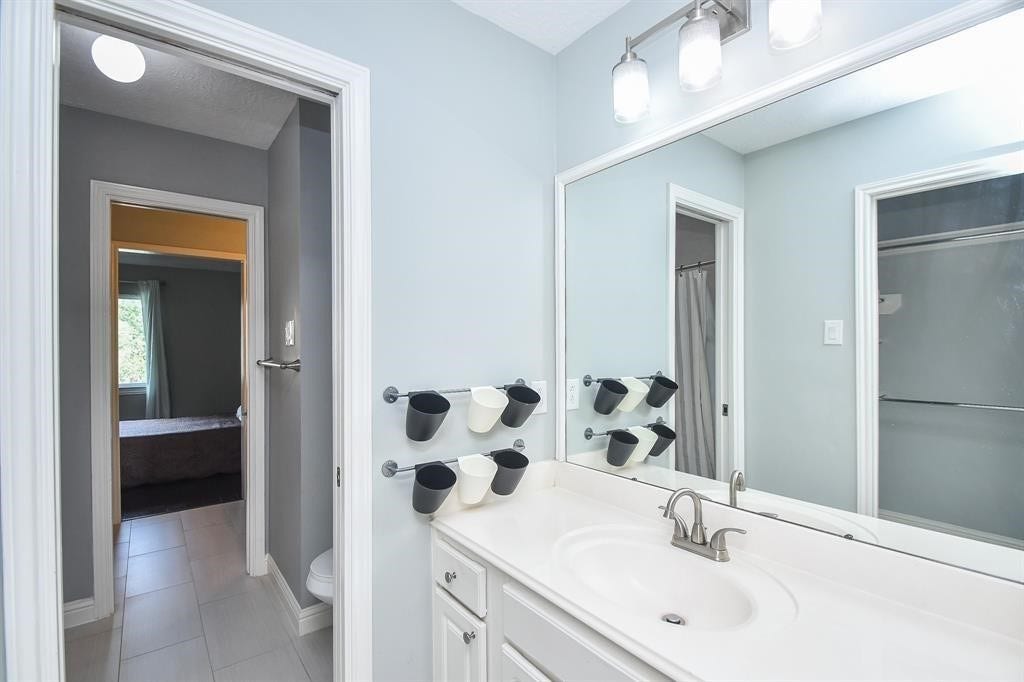 7103 Adobe Meadows Court, Sugar Land, TX 77479 7103 Adobe Meadows Court, Sugar Land, TX 77479