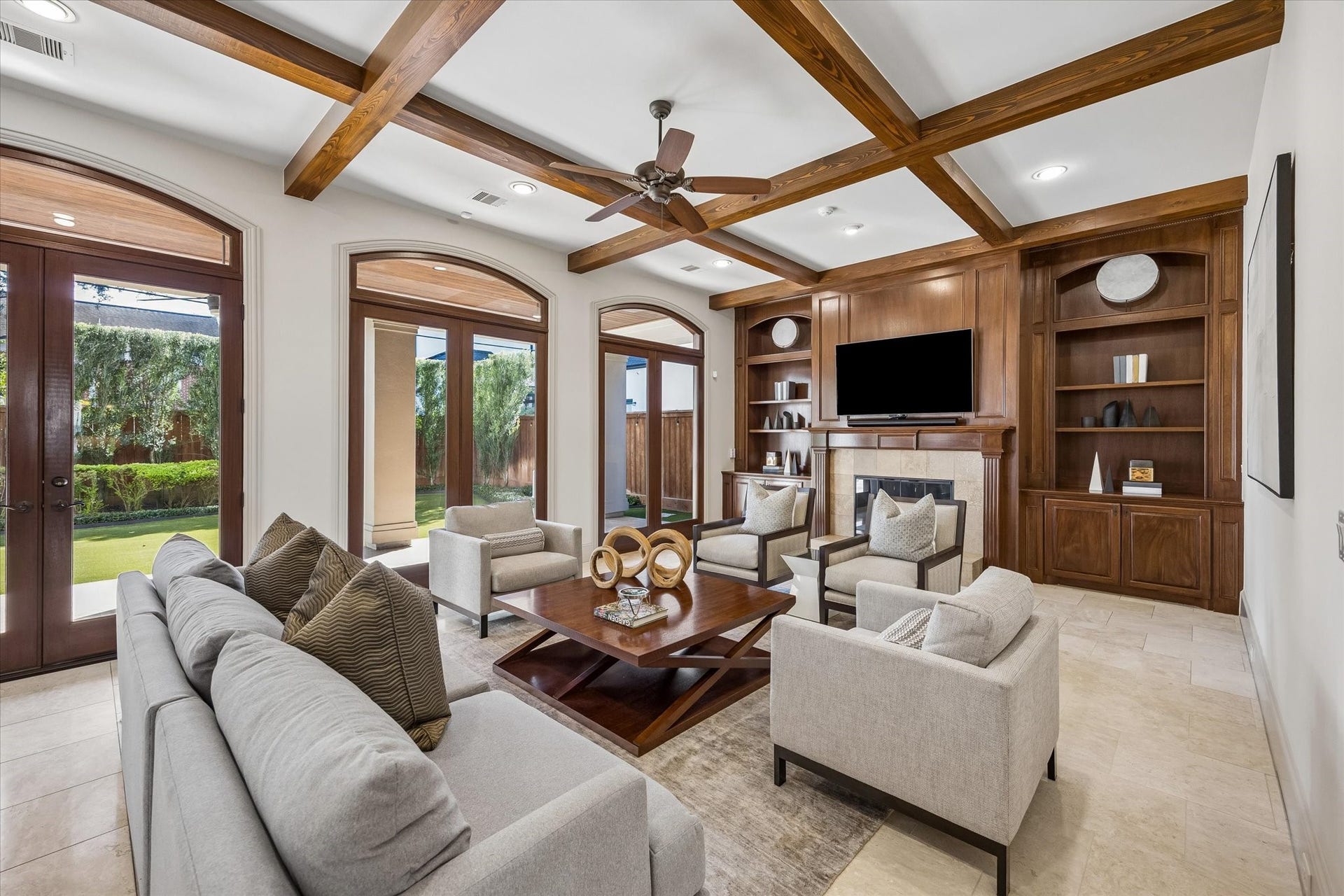 2531 Swift Boulevard, Houston, TX 77030 2531 Swift Boulevard, Houston, TX 77030