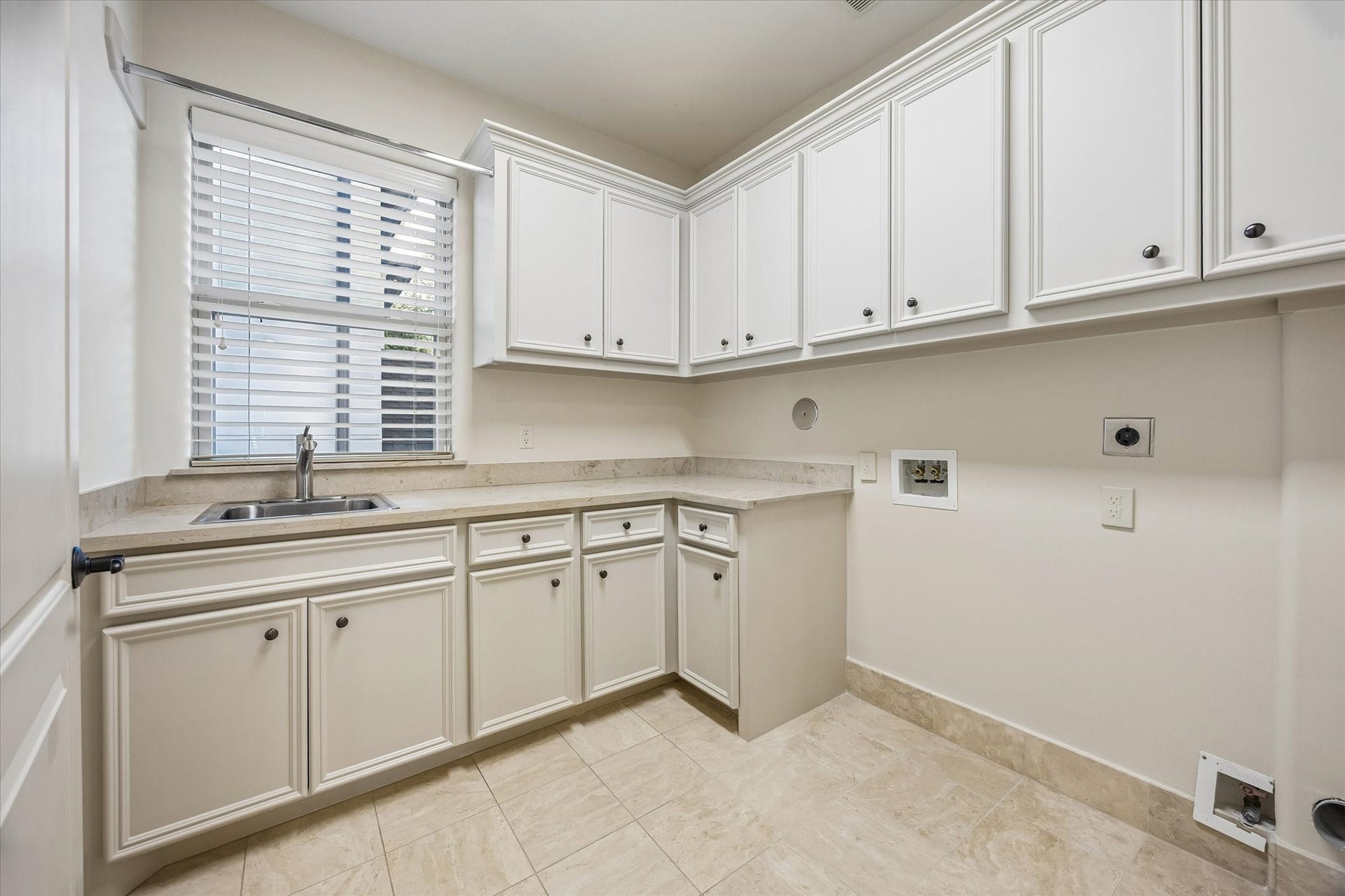 2531 Swift Boulevard, Houston, TX 77030 2531 Swift Boulevard, Houston, TX 77030