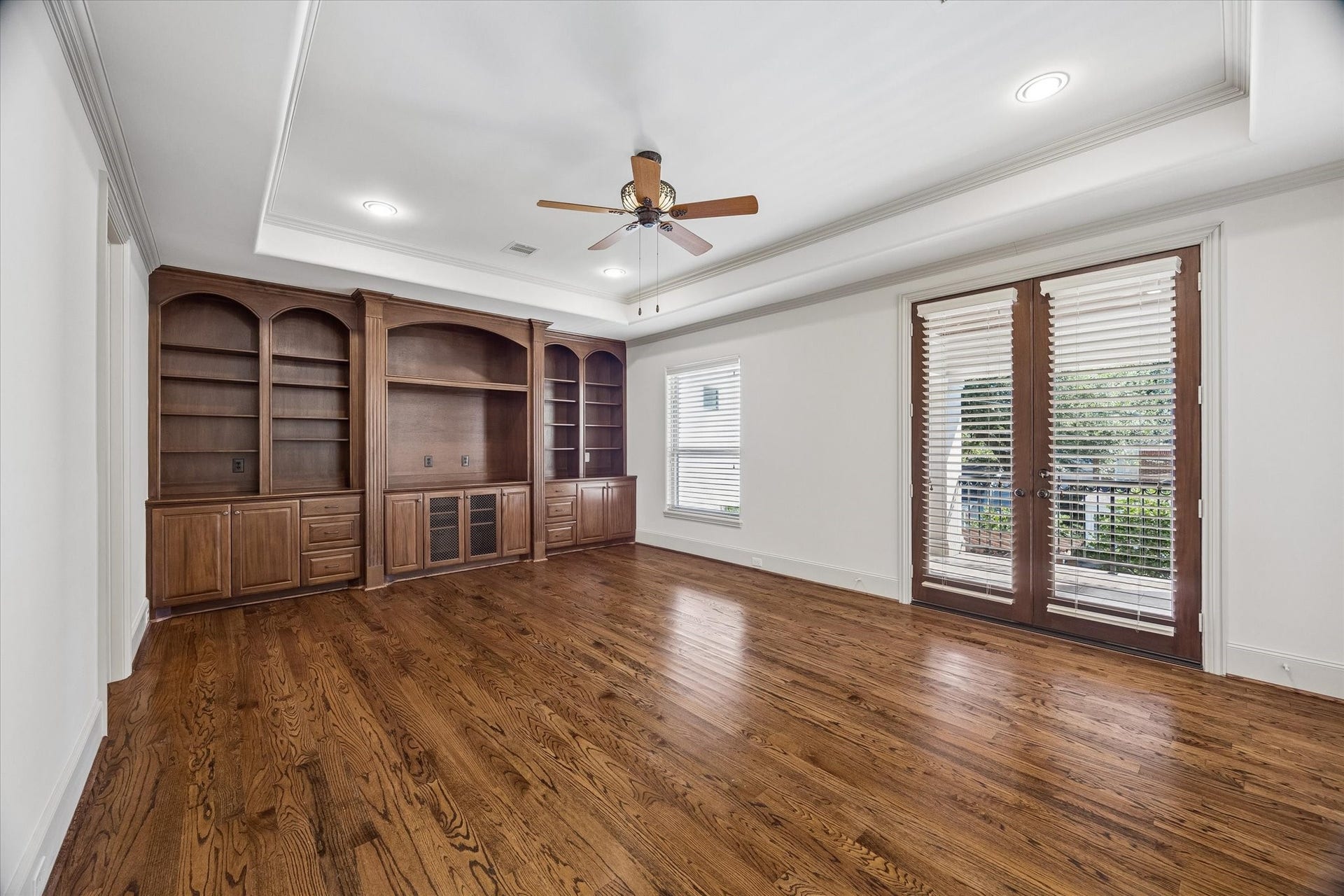 2531 Swift Boulevard, Houston, TX 77030 2531 Swift Boulevard, Houston, TX 77030