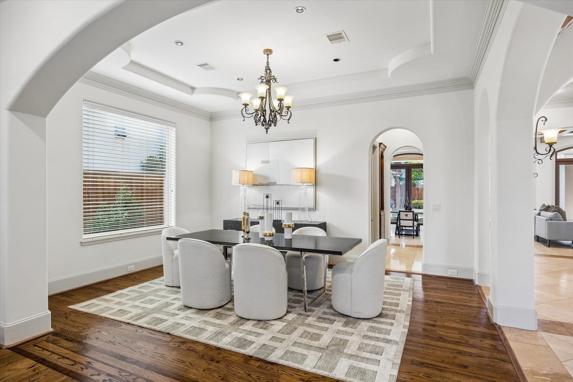 2531 Swift Boulevard, Houston, TX 77030 2531 Swift Boulevard, Houston, TX 77030