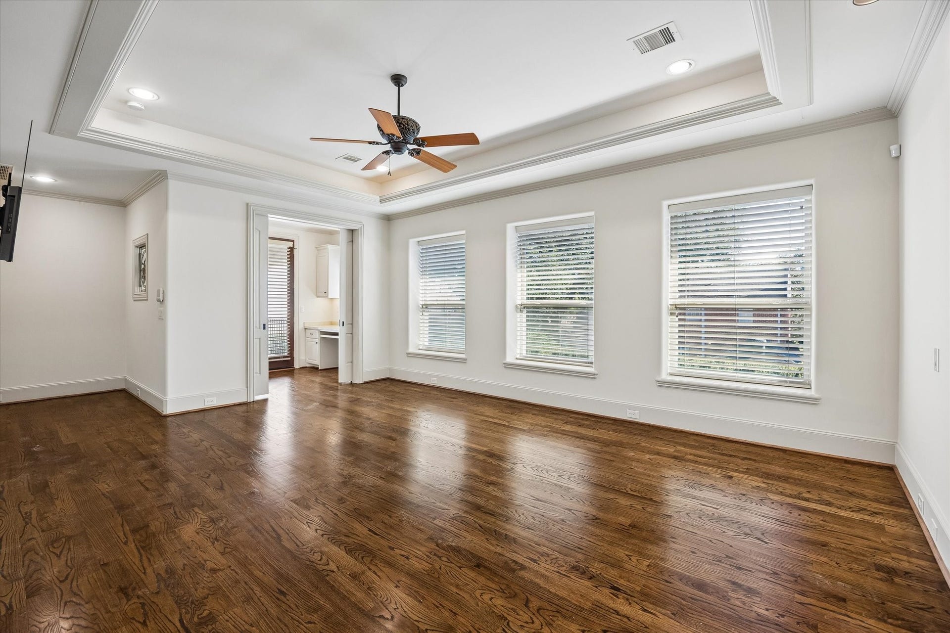 2531 Swift Boulevard, Houston, TX 77030 2531 Swift Boulevard, Houston, TX 77030