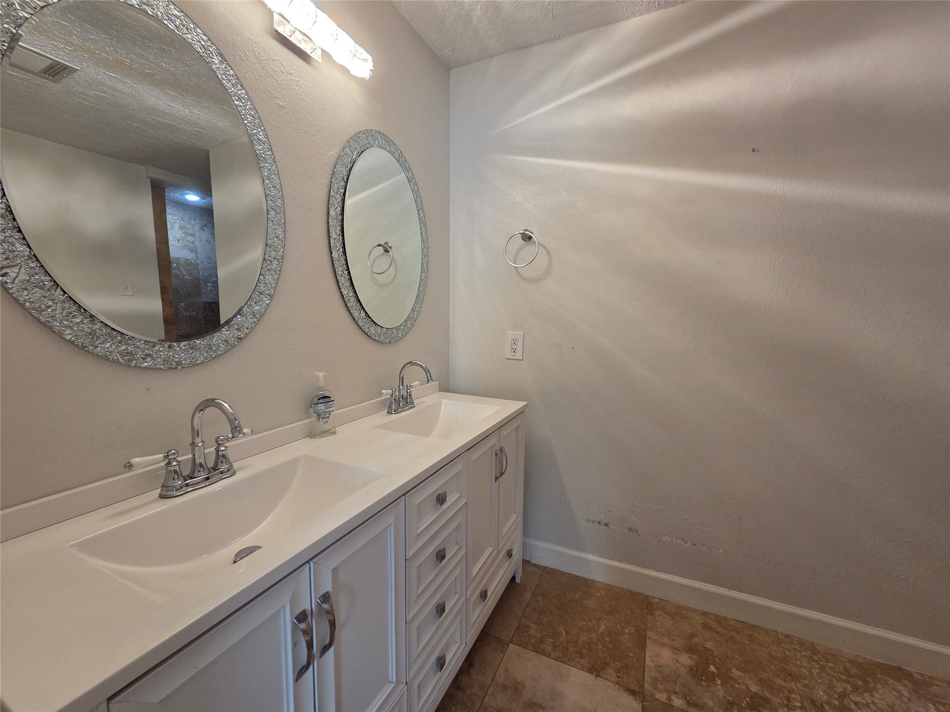 4718 Blanton Boulevard, Houston, TX 77092 4718 Blanton Boulevard, Houston, TX 77092