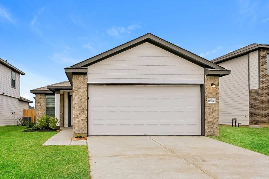 Property photo for 11688 Descent Drive, Conroe, TX
