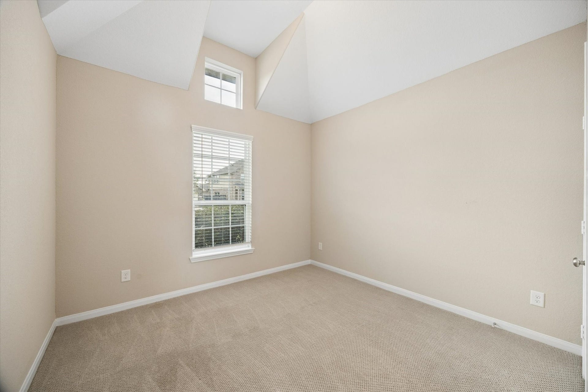 1924 Canyon Live Oak Street, Conroe, TX 77304