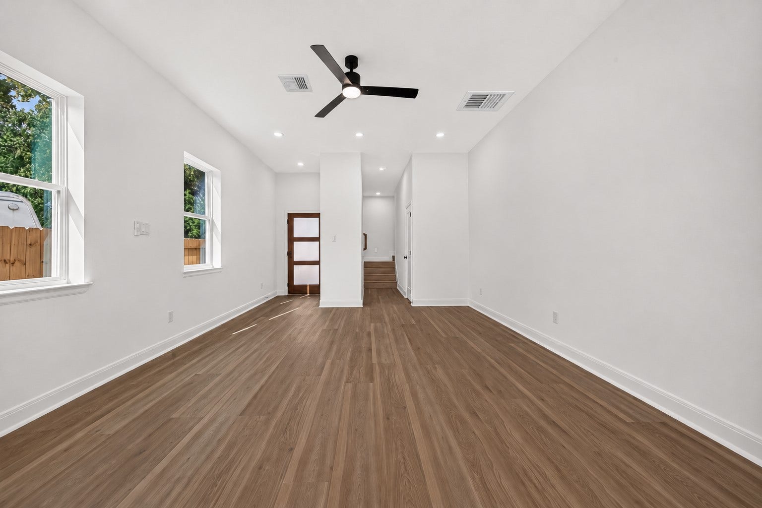 8110 Carver Road, Houston, TX 77088 8110 Carver Road, Houston, TX 77088