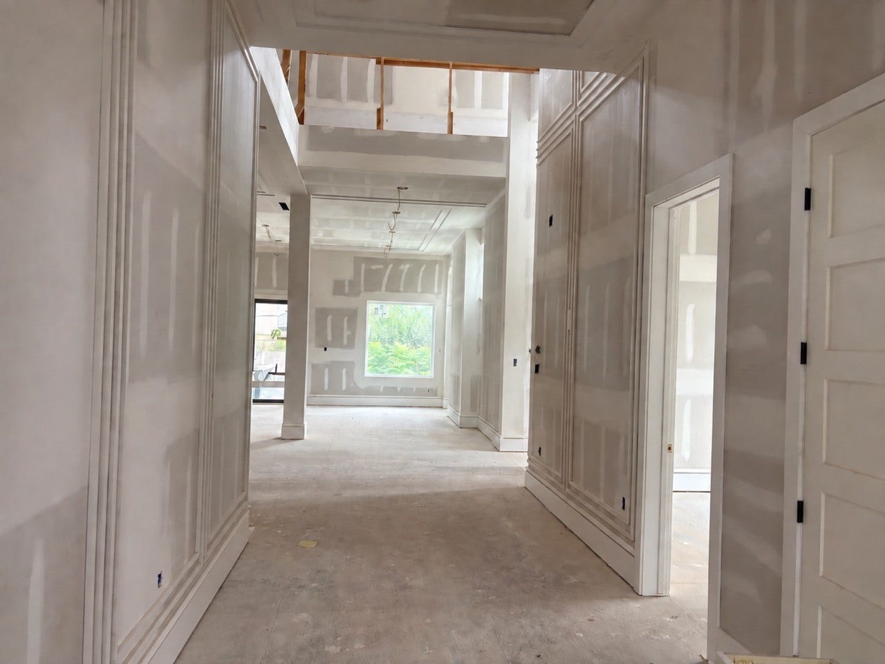 4918 Wigton Drive, Houston, TX 77096 Entry