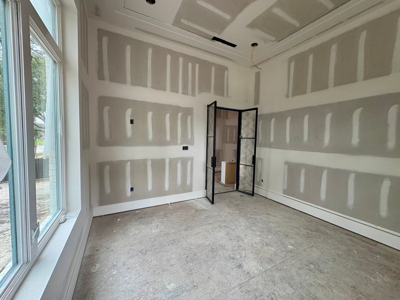 4918 Wigton Drive, Houston, TX 77096 Office