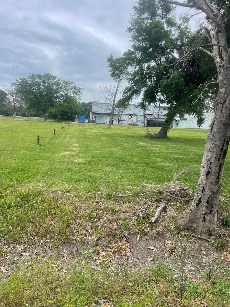 Property photo for 0 Meador Lane, Baytown, TX