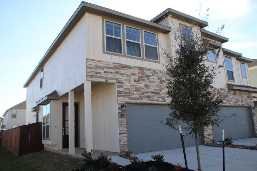 Property photo for 4146 Champlain Way, Iowa Colony, TX