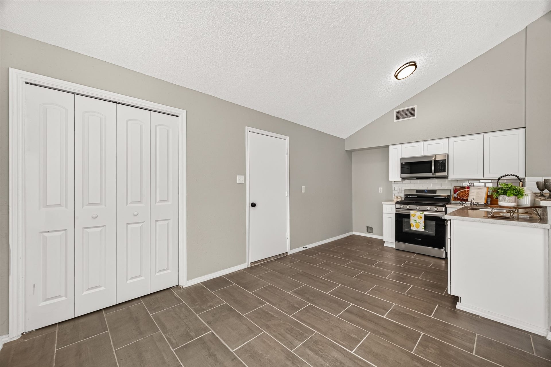 24222 Spring Sunset Drive, Spring, TX 77373
