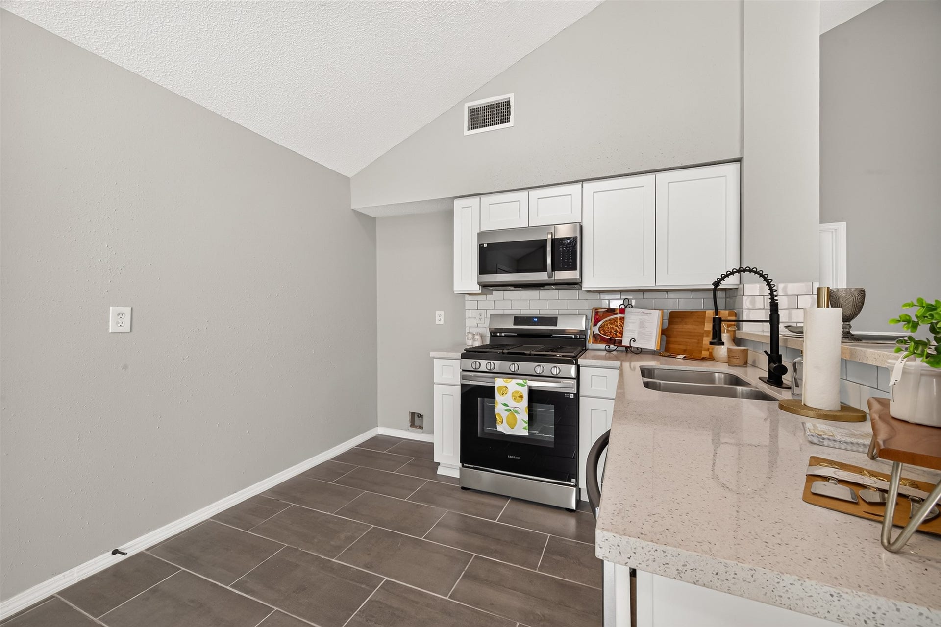 24222 Spring Sunset Drive, Spring, TX 77373