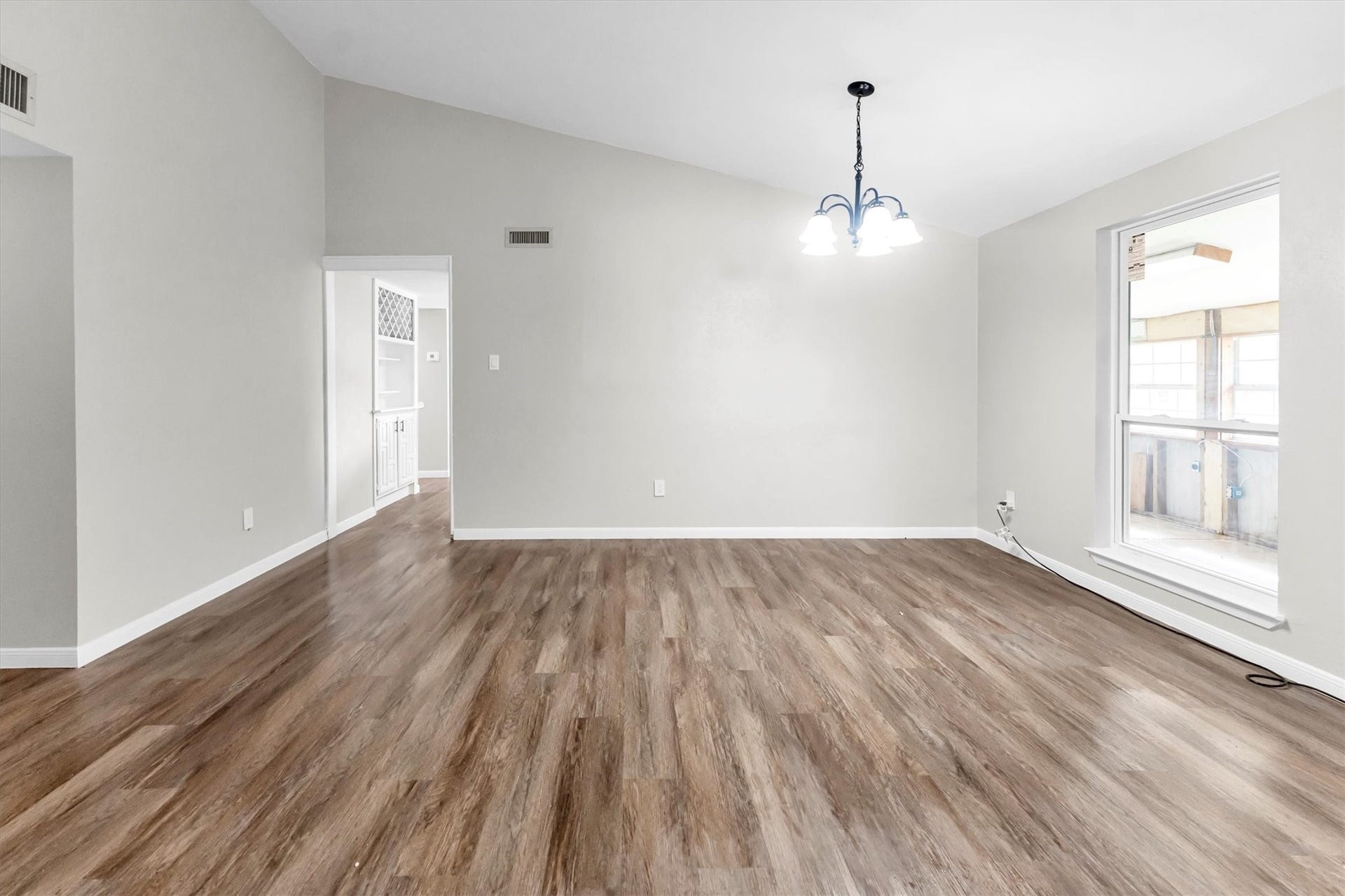 18330 Navajo Trail Drive, Spring, TX 77388 Dining area
